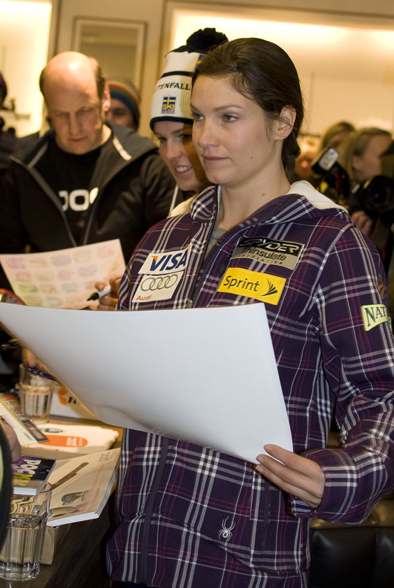 Julia Mancuso Autograph session - WM Garmisch