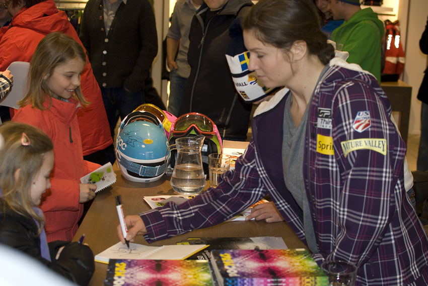 Julia Mancuso Autograph session - WM Garmisch