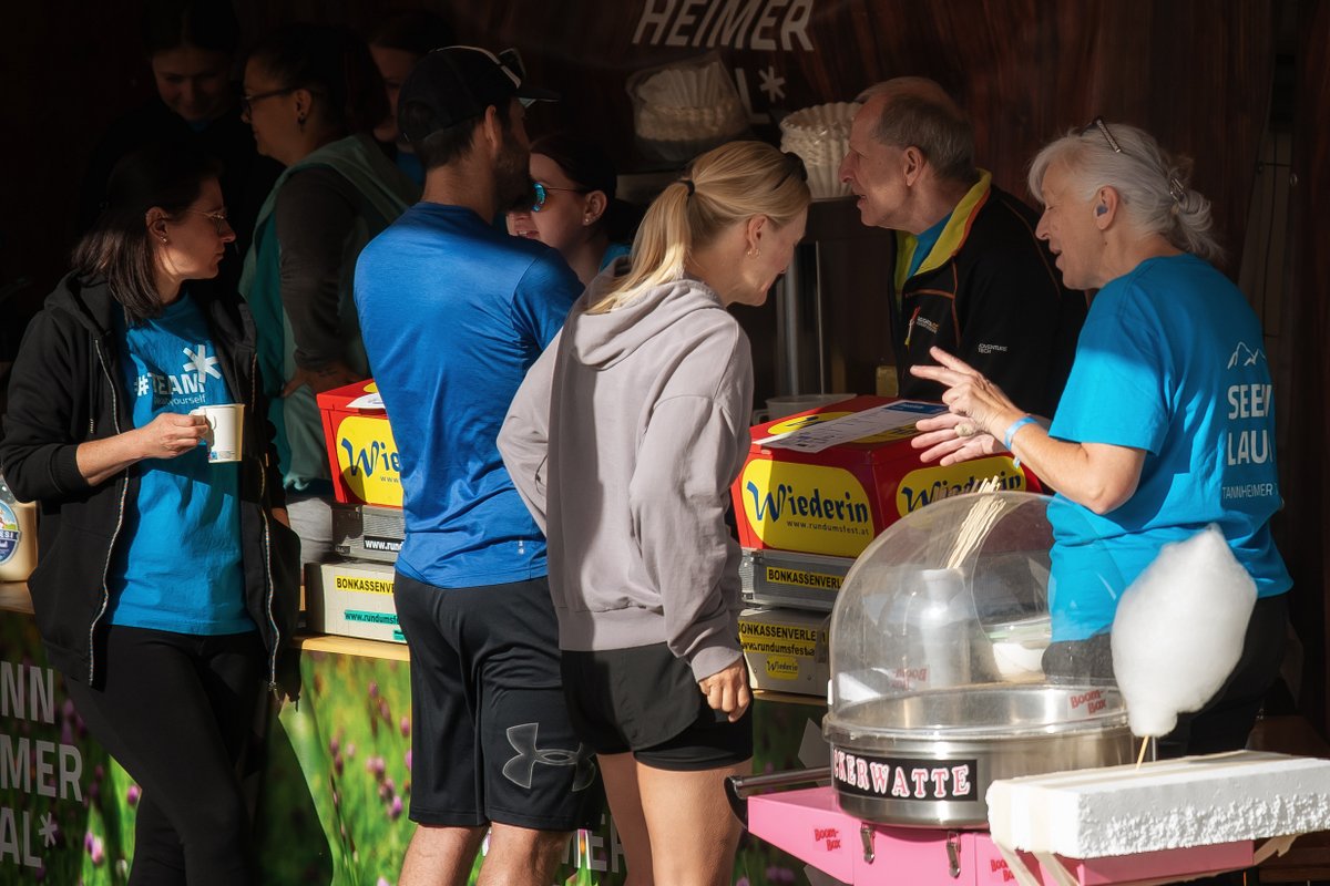 Laufszene beim Tannheimer Seenlauf – Sportveranstaltung in Nesselwängle im Tannheimertal – Foto 13